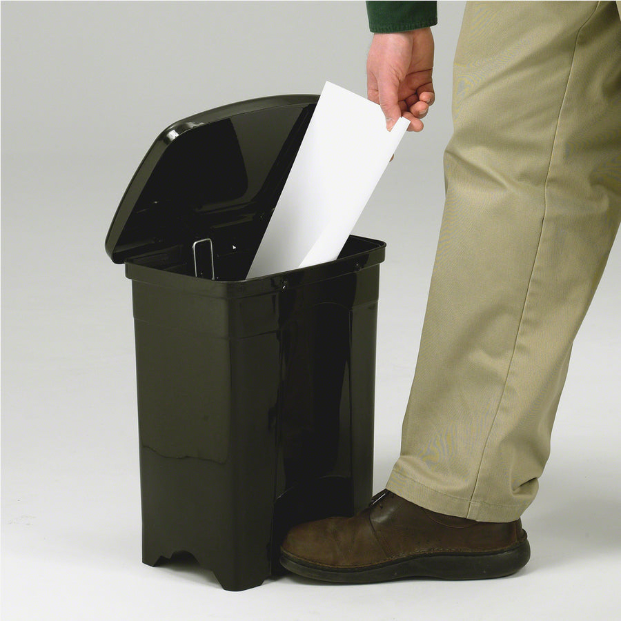 Safco Plastic Step-on 4-Gallon Receptacle - 9710BL