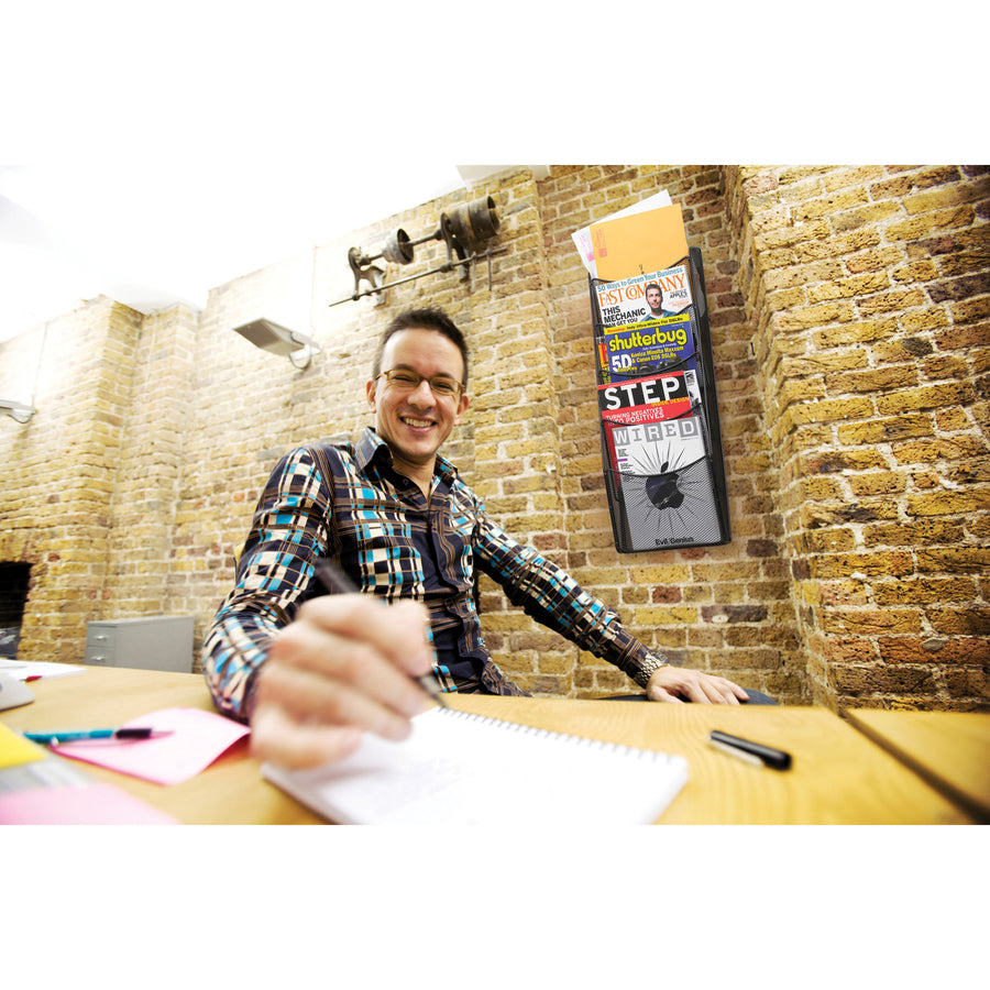 Safco 5-Pocket Onyx Mesh Literature Organizer - 5578BL