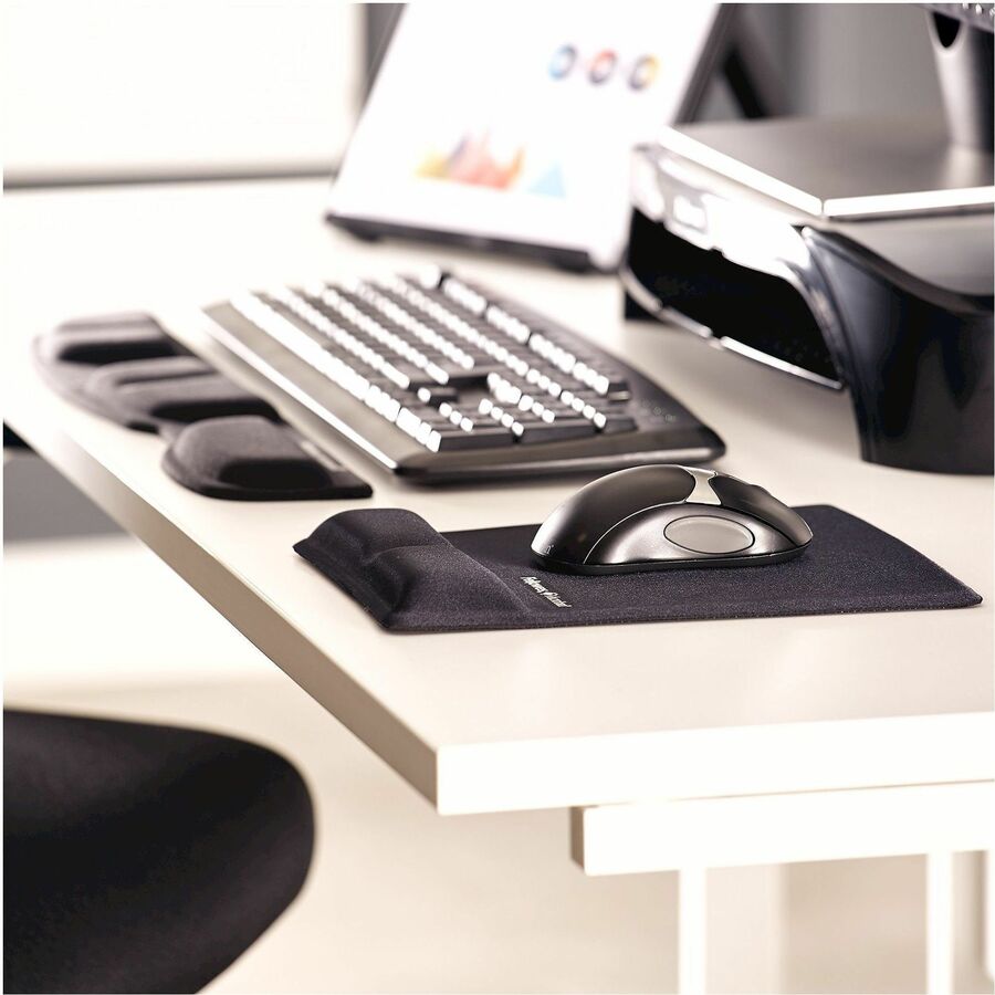Fellowes Mouse Pad / Wrist Support with Microban® Protection - 9181201