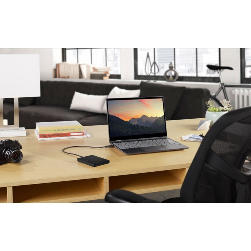 Seagate Expansion STKM2000400 2 TB Portable Hard Drive - 2.5" External - Black - STKM2000400