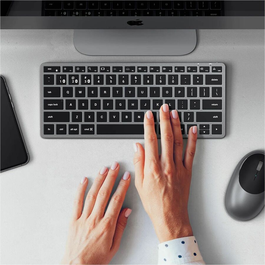 Satechi Slim X1 Bluetooth Backlit Keyboard - ST-BTSX1M