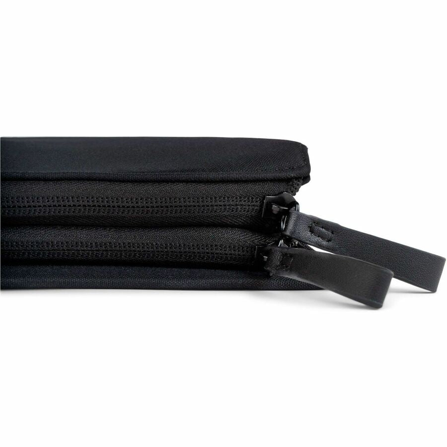 bugatti Madison Carrying Case (Sleeve) for 15.6" Notebook - Black - SLV2537BU-BLK