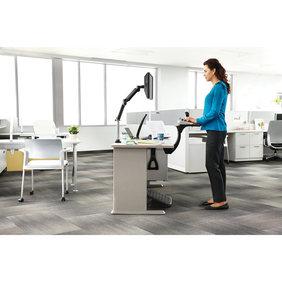 3M Sit/Stand Easy Keyboard Tray Platform Gel Wrists Precise Mouse Pad - AKT180LE