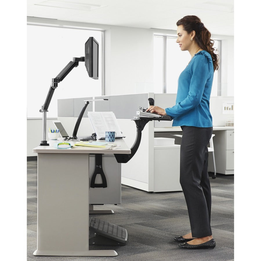 3M Sit/Stand Easy Keyboard Tray Platform Gel Wrists Precise Mouse Pad - AKT180LE