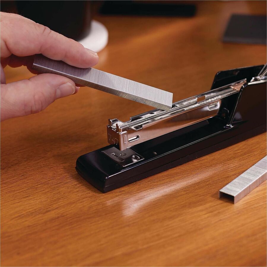 Swingline 747 Classic Stapler - S7074701