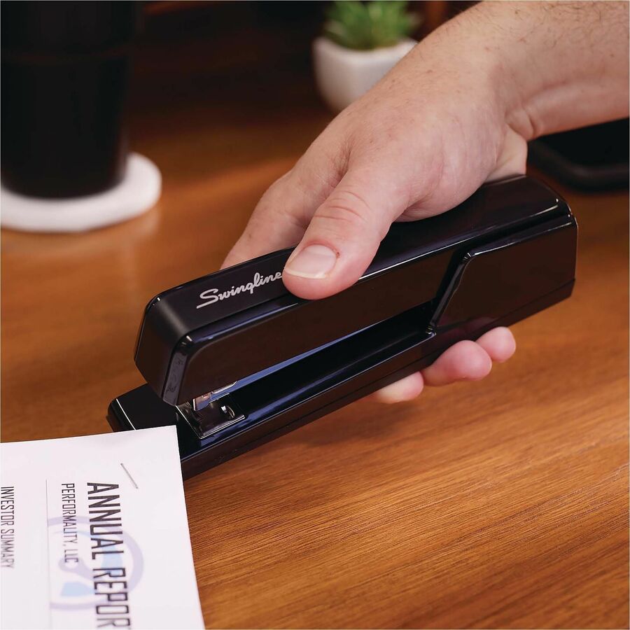 Swingline 747 Classic Stapler - S7074701