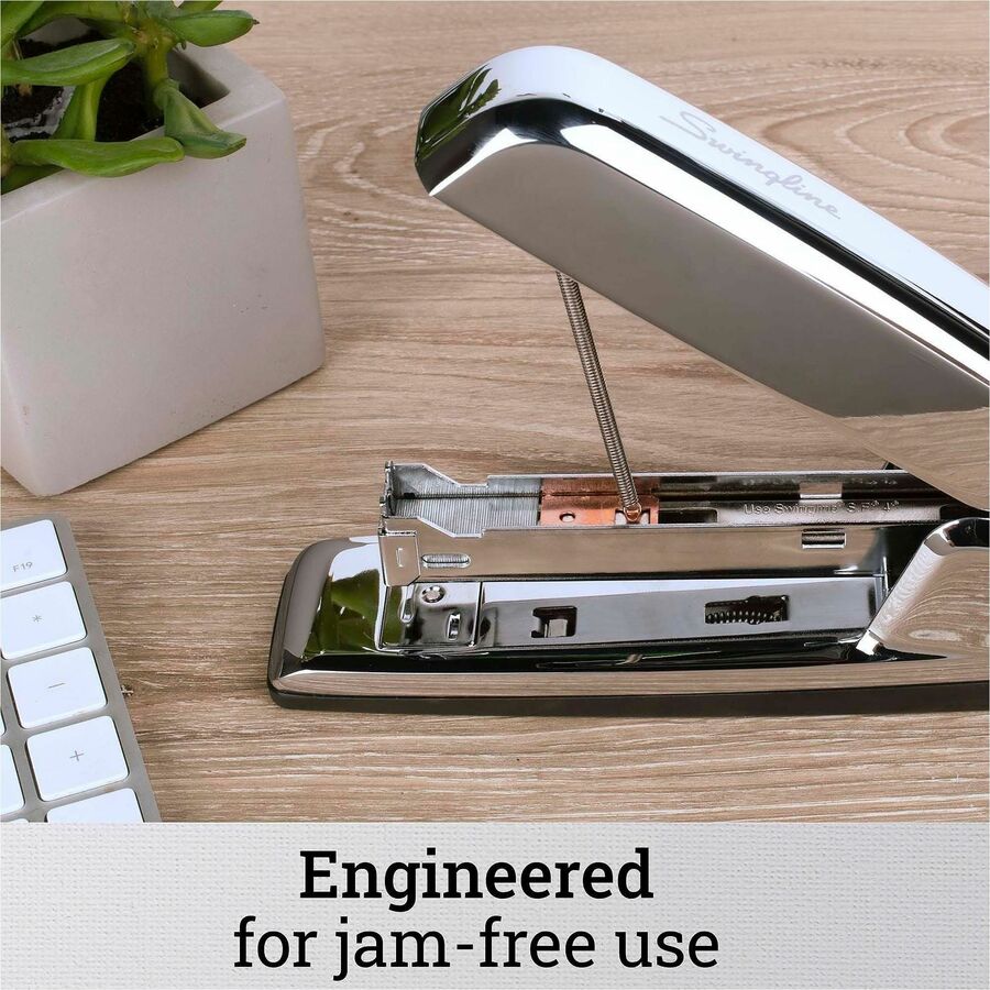 Swingline 747 Polished Chrome Stapler - S7074720