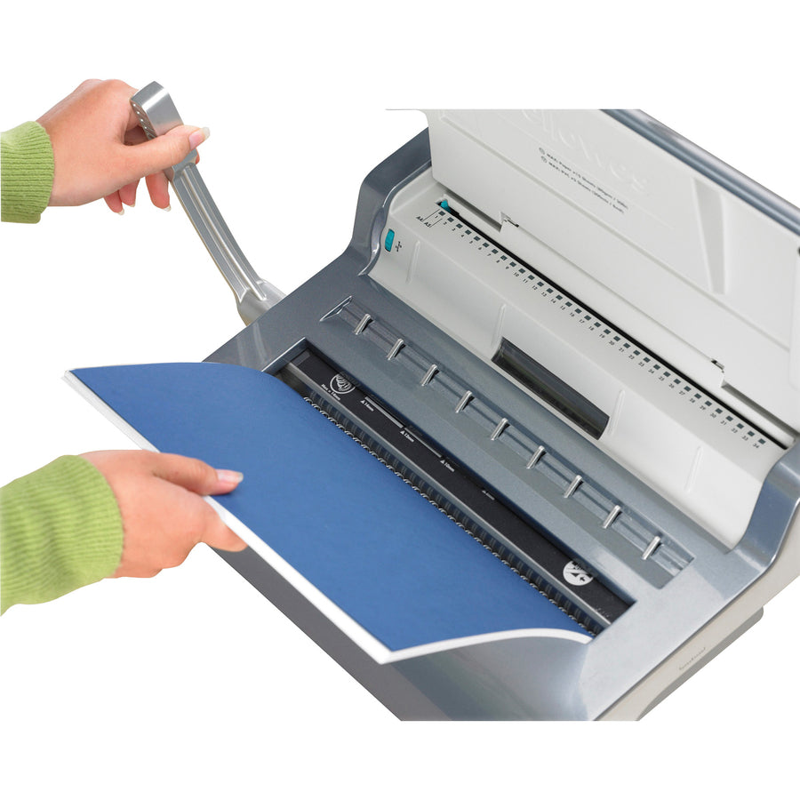 Fellowes Quasar™ Manual Wire Binding Machine w/ Starter Kit - 5217401