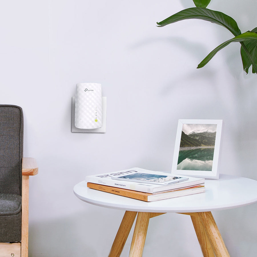 TP-Link RE200 Dual Band IEEE 802.11ac 750 Mbit/s Wireless Range Extender - White - RE200