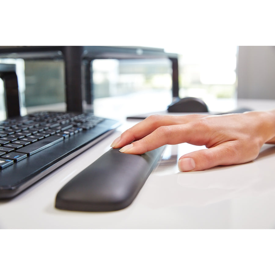3M Gel Wrist Rest for Keyboard - WR85B