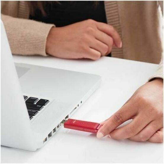 Verbatim 16GB Store 'n' Go USB Flash Drive - 3pk - Red, Green, Blue - 99122
