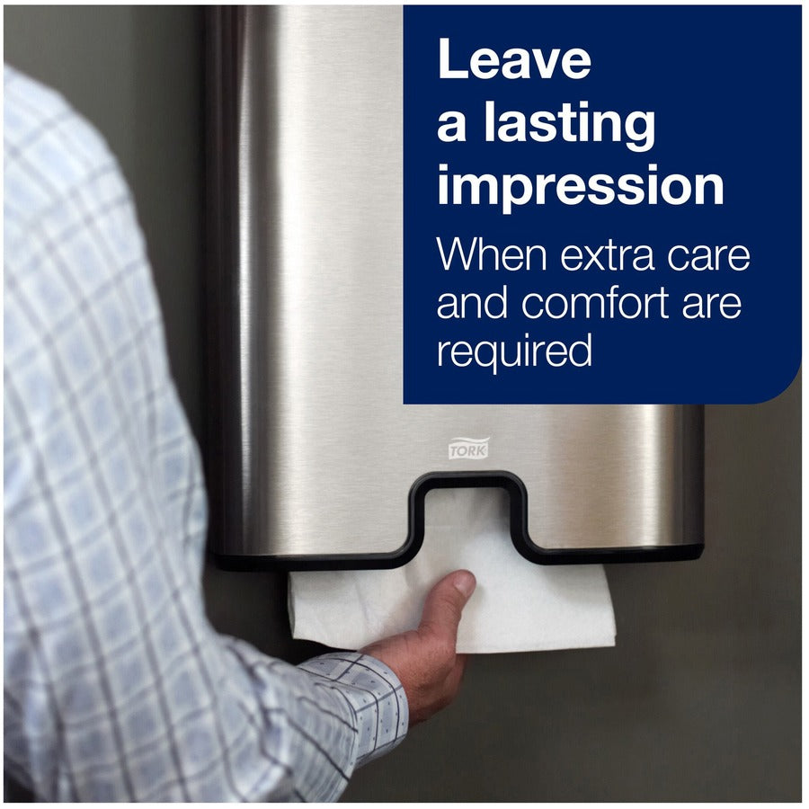 TORK Advanced Multifold Hand Towels - 424824