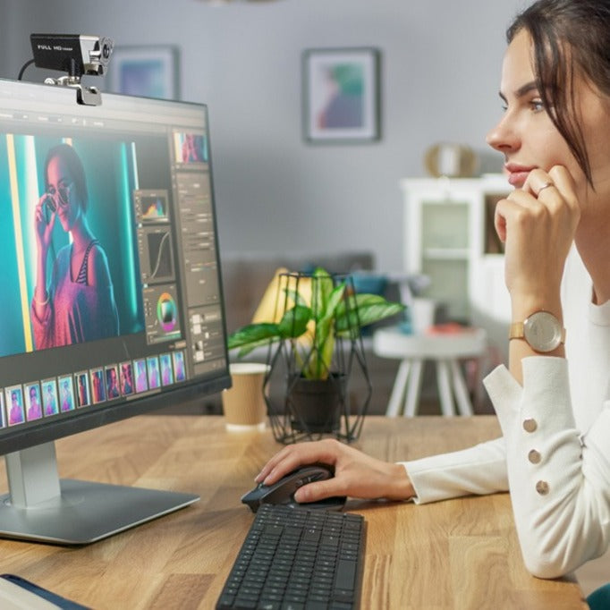 Aluratek AWC01F Webcam - 2 Megapixel - 30 fps - Black - USB 2.0 - 6554713