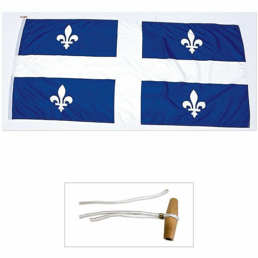 L'&eacute;tendard Provincial Flag Quebec