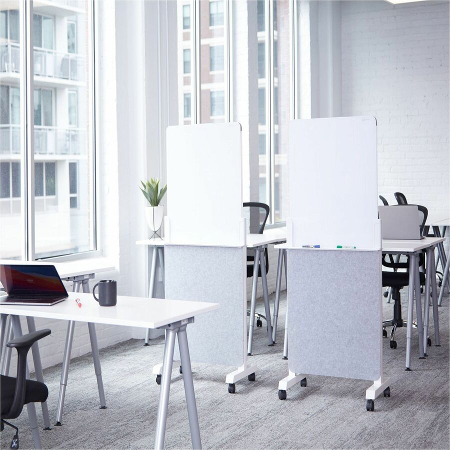 Quartet Agile Glass Dry-Erase Easel - Q293066W