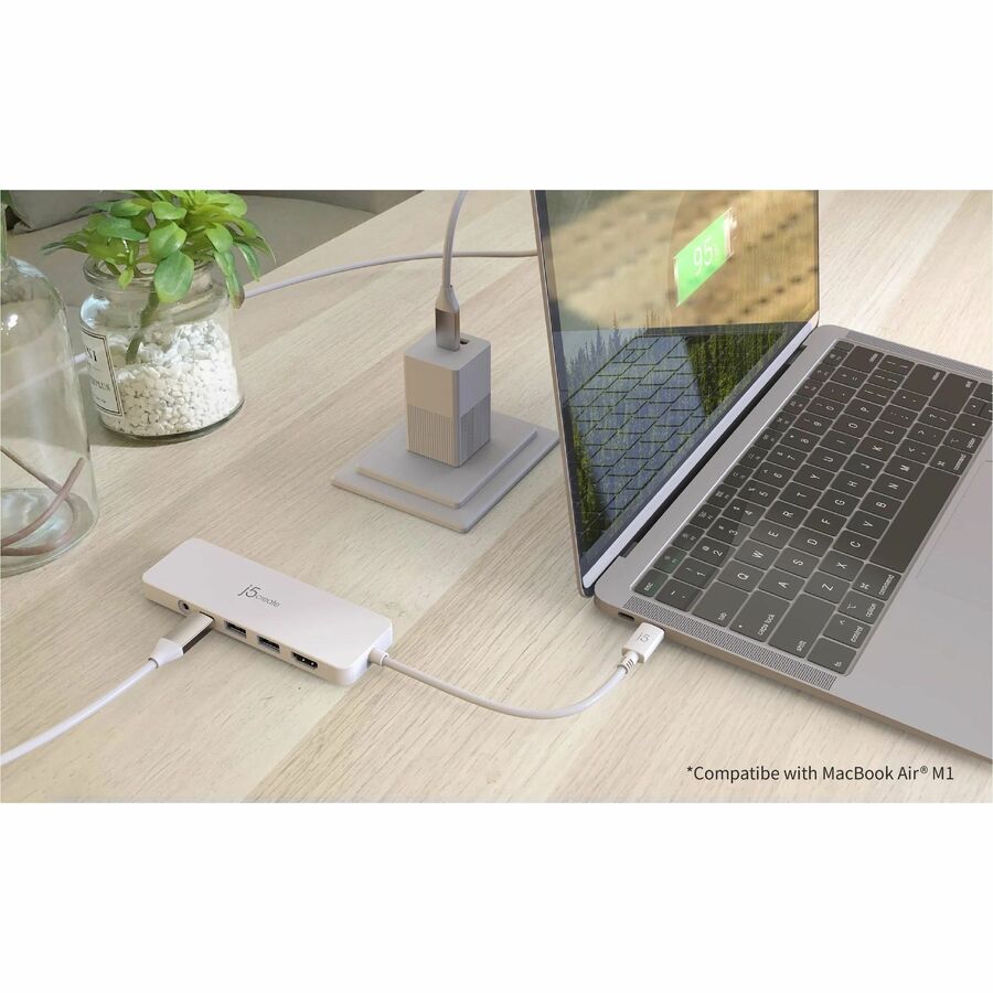 j5create USB-C Multi-Port Hub with Power Delivery - JCD373