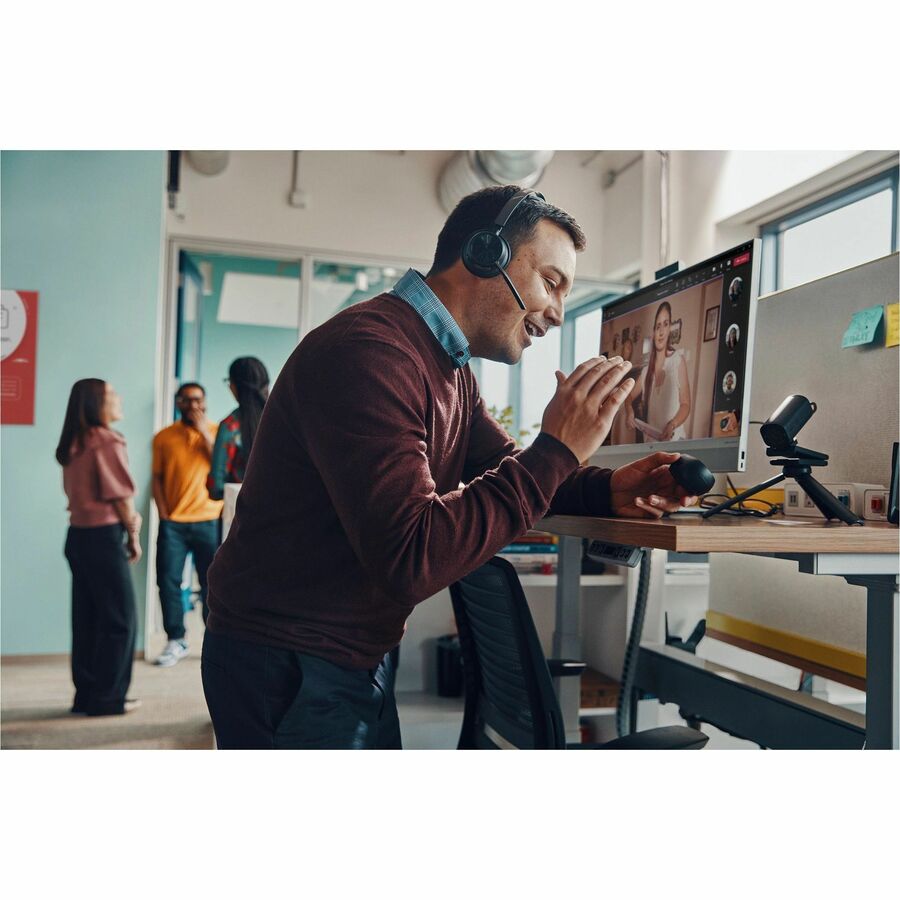 Poly Voyager Focus 2 USB-A With Charge Stand Headset - 77Y86AA