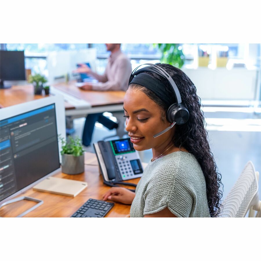 Poly Voyager Focus 2 USB-A With Charge Stand Headset - 77Y86AA