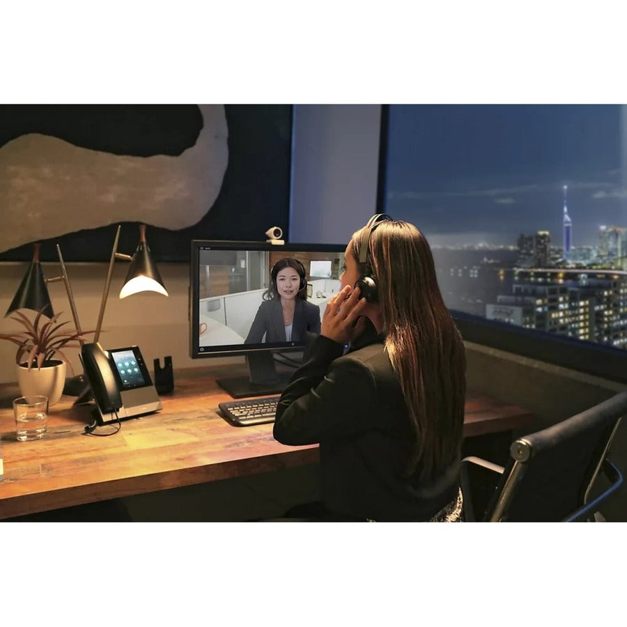 Poly Voyager Focus 2 USB-A With Charge Stand Headset - 77Y86AA