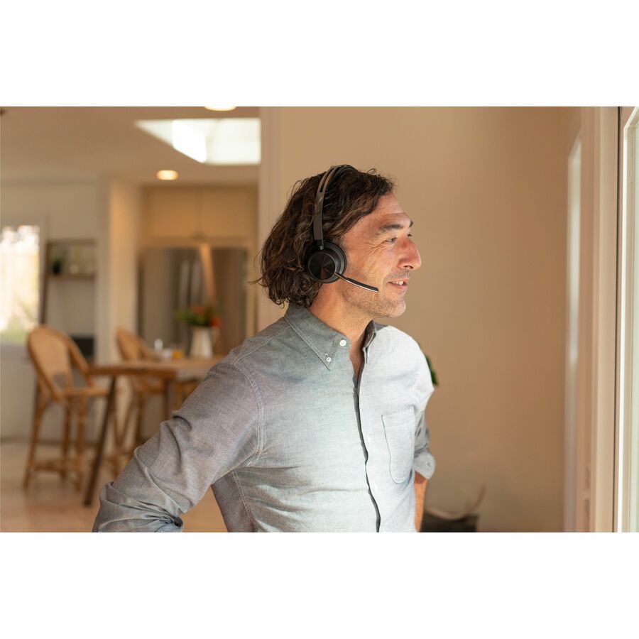 Poly Voyager Focus 2 USB-A With Charge Stand Headset - 77Y86AA