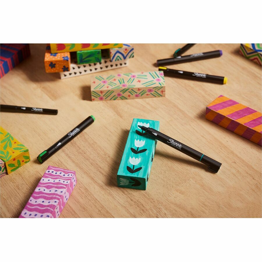 Sharpie Creative Markers, Water-Based Acrylic Markers, Brush Tip - 2196907