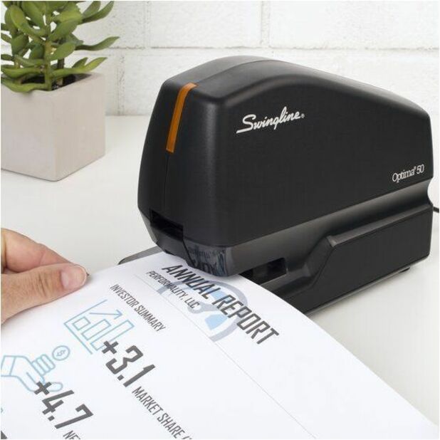 Swingline Optima 50 Electric Stapler Value Pack - S7048209C