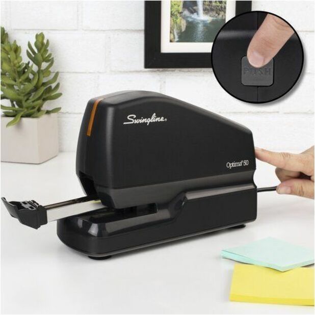 Swingline Optima 50 Electric Stapler Value Pack - S7048209C