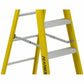 Featherlite 6904 4' Extra-Heavy Duty Fiberglass Stepladder - 6904