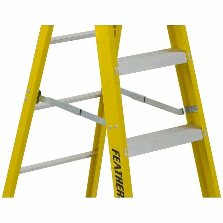 Featherlite 6904 4' Extra-Heavy Duty Fiberglass Stepladder - 6904