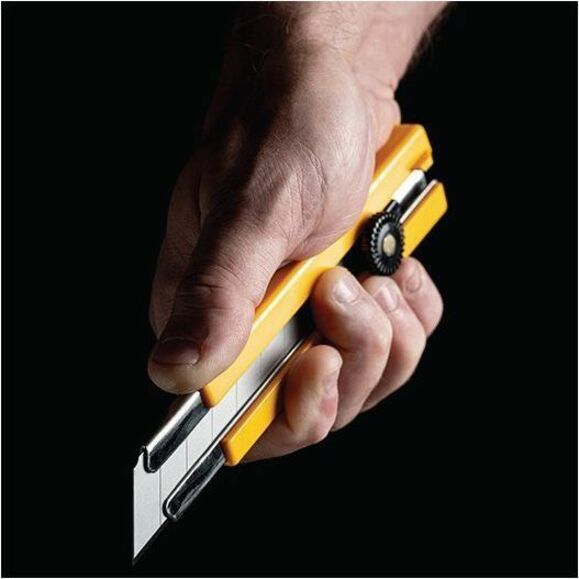 Olfa Classic Extra Heavy-Duty Ratchet-Lock Utility Knife with Anti-Slip Grip, 3-Pack - 1150253