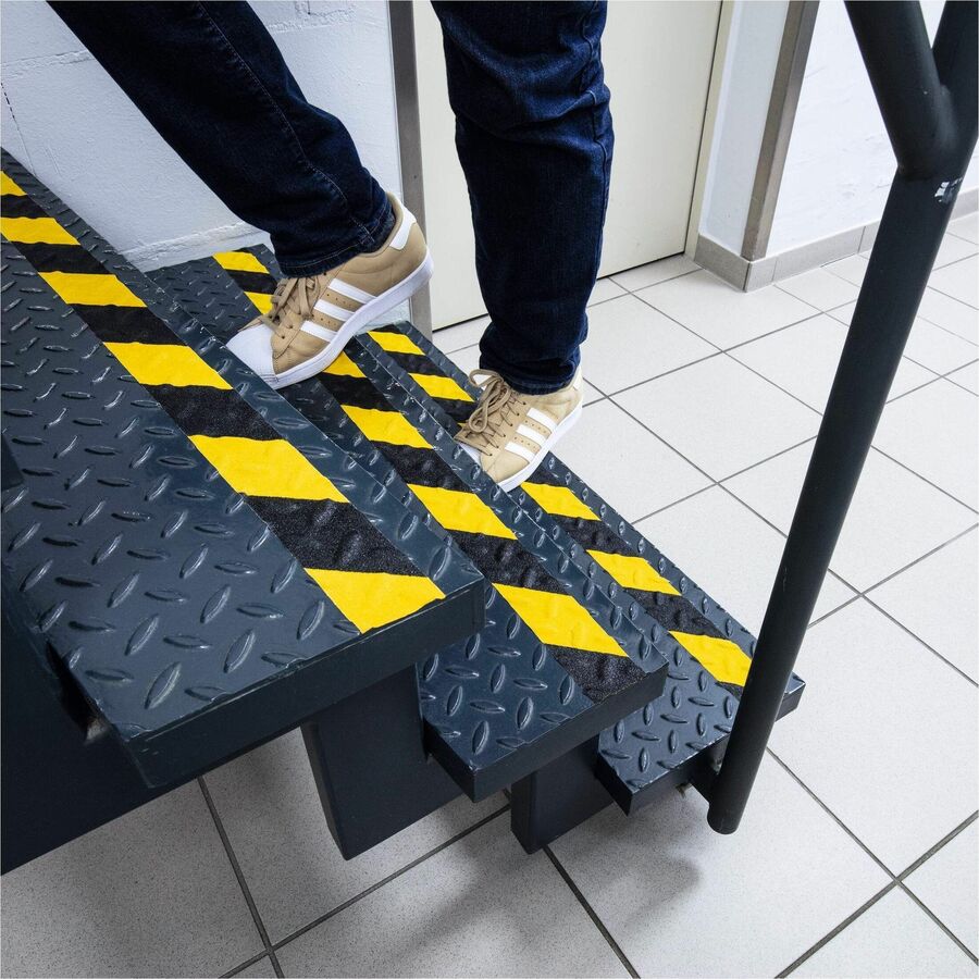 Durable self-adhesive coarse hazard anti-slip tape for improving safety on floors, stairs and covered outdoor areas - 1097130