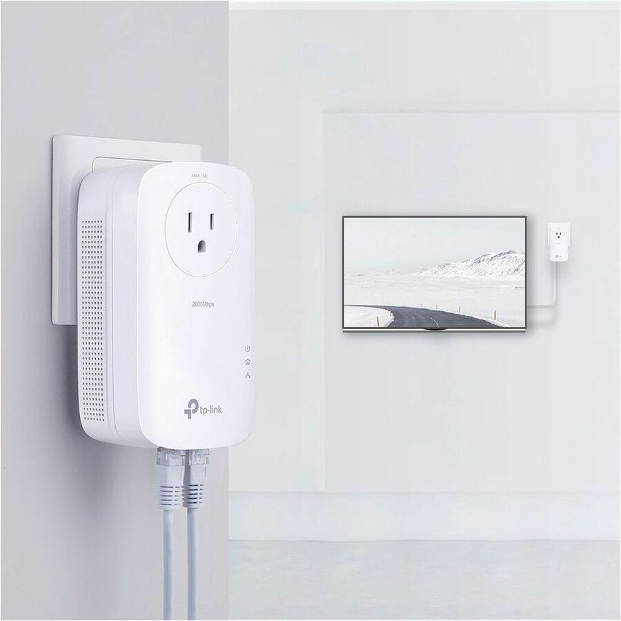 TP-Link AV2000 2-Port Gigabit Passthrough Powerline Starter Kit - 5681236