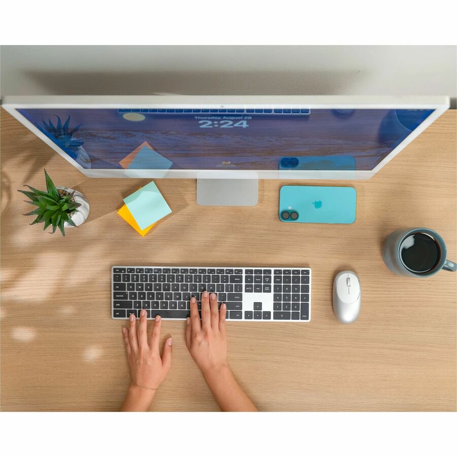 Satechi Slim X3 Bluetooth Backlit Keyboard - ST-BTSX3M