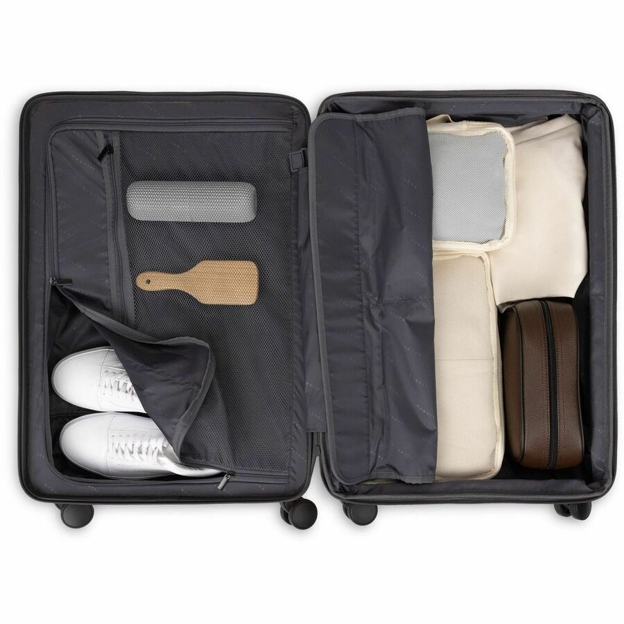 bugatti Munich Pro Travel/Luggage Case (Carry On) for 15" Travel - Black - HLG76201BU-BLACK