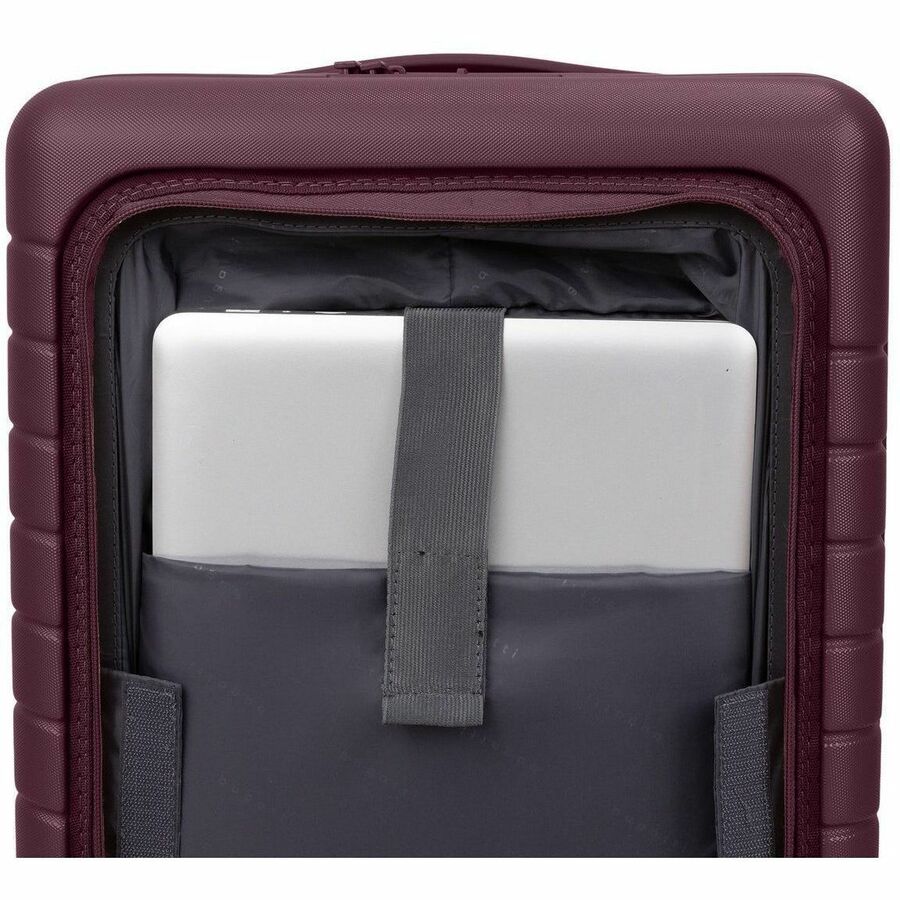 bugatti Munich Pro Travel/Luggage Case (Carry On) for 15" Travel - Fig - HLG76201BU-FIG